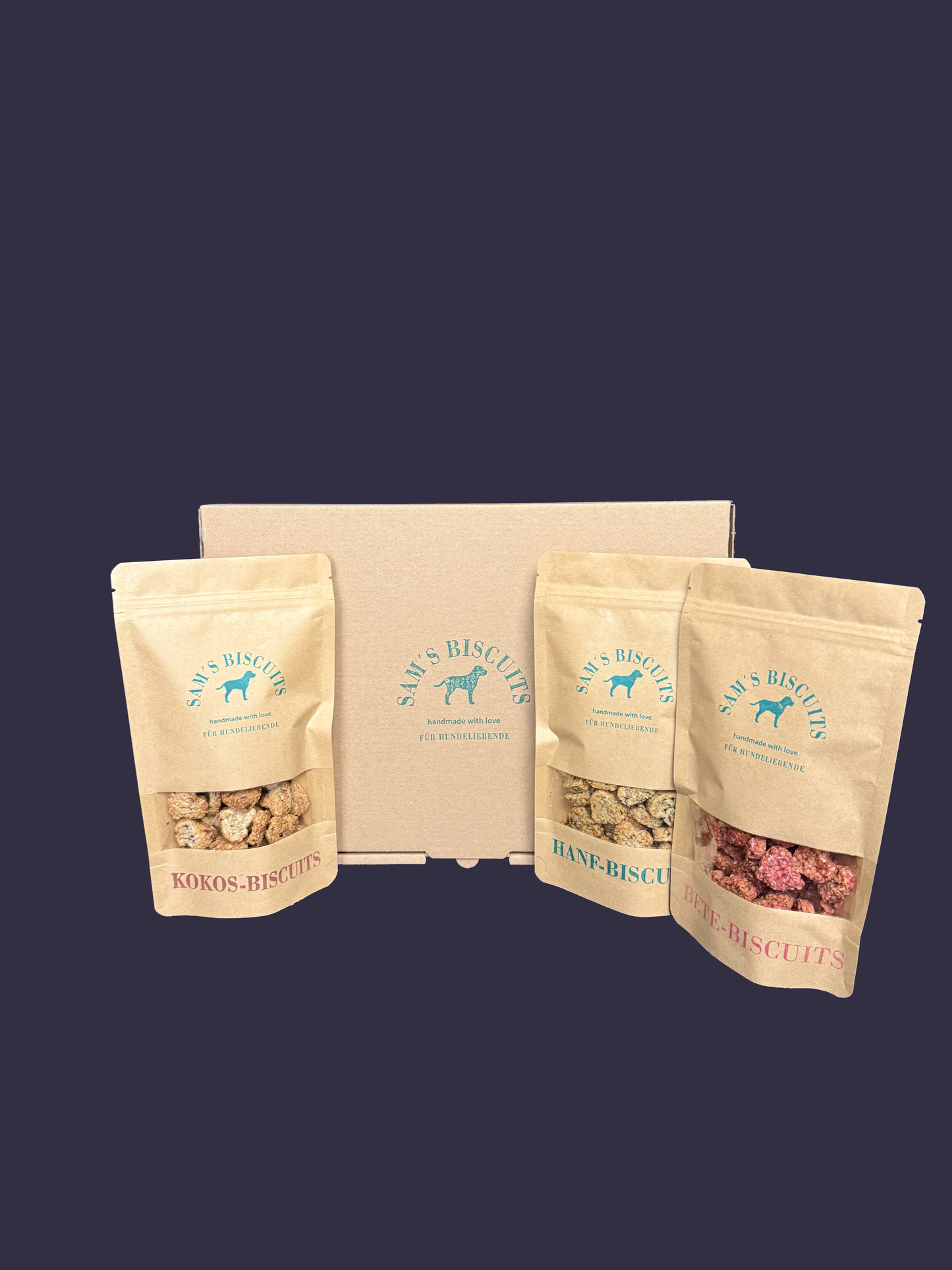 drei Tüten Hundekekse zum online kaufen vor einem Versandkarton